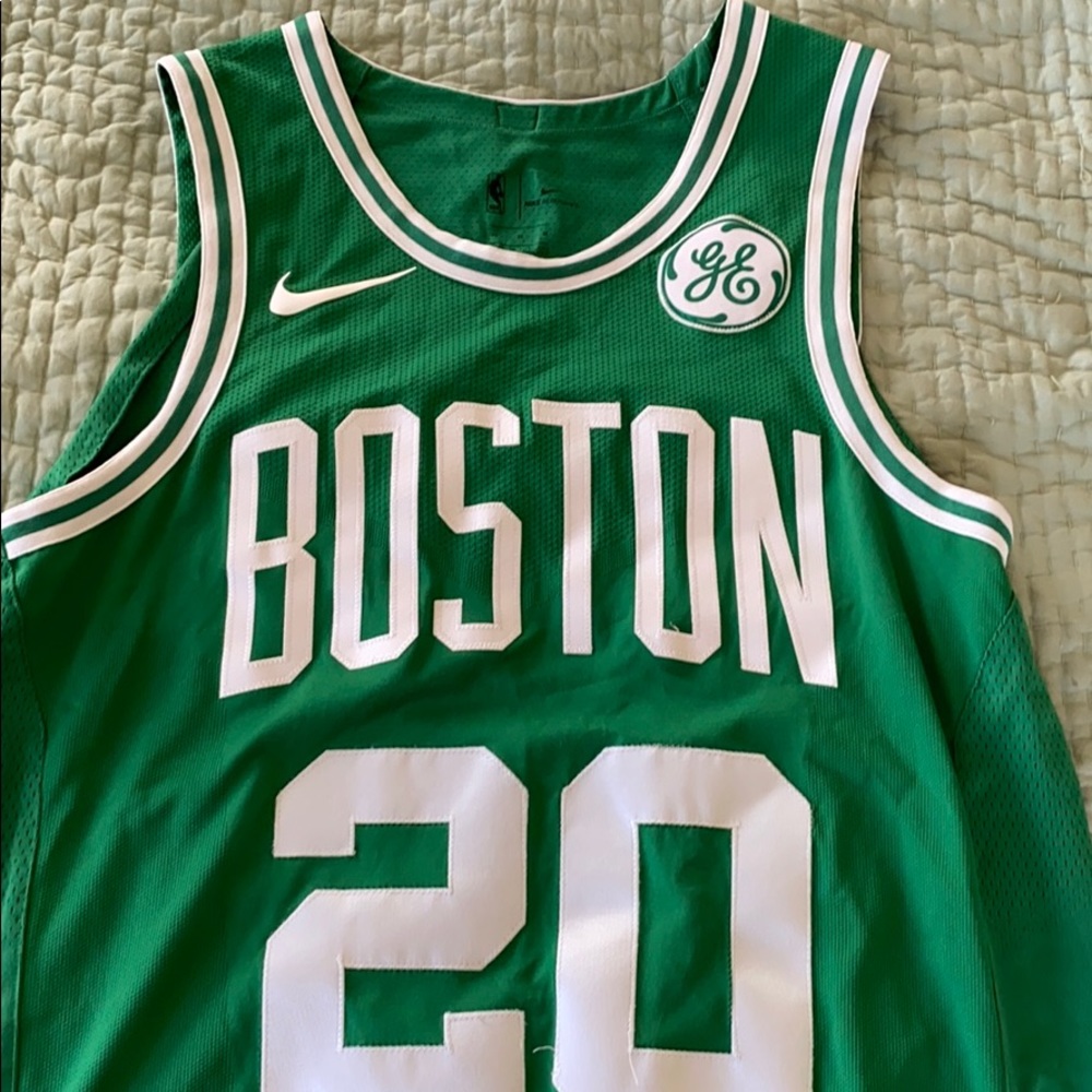 REAL. NIKE. Gordon Hayward Jersey. M.